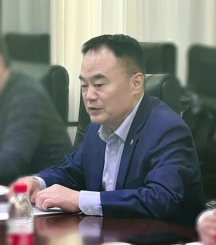 李洪彦.png