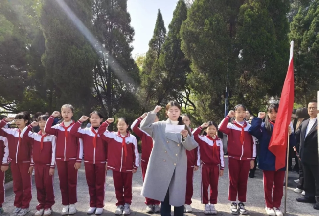 安溪县第八小学2025年清明节主题教育活动纪实